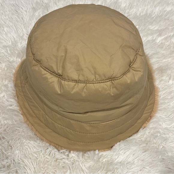 Torrid Faux Fur Reversible Bucket Hat Tan Size M/L - Picture 3 of 12
